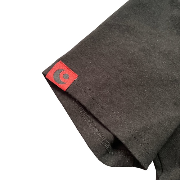 Riot Games GodFist Lee Sin Print Tee - Picture 4 of 4